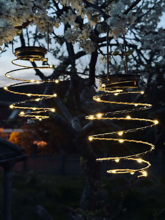 LumiTwist™ – Decorative Solar Spiral