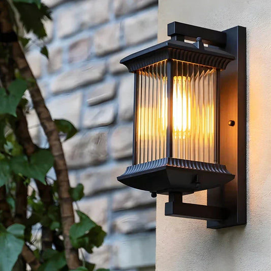 LumoPavo: LED Wall Lamp for Outdoor Use – Classic Lamp for Garden and Terrace