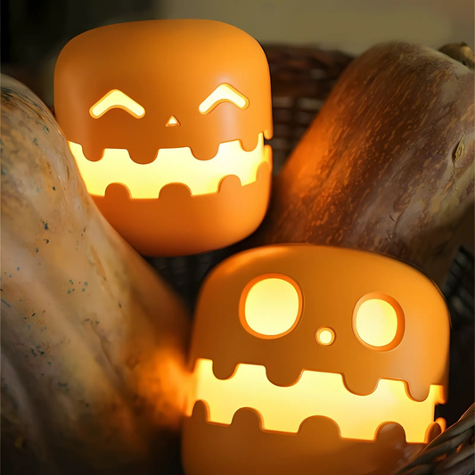 MysticGourd™ – Rechargeable Smiling Pumpkin Lamp