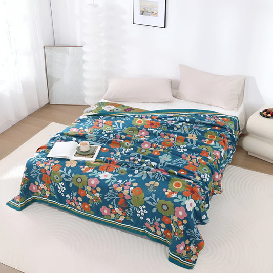 Wildflower Splendour: Cotton Throw with Floral Design and Soft Quality – for Living and Sleeping Areas
