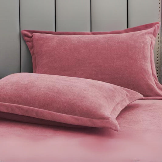 WohlGefühl: Soft and Skin-Friendly Pillowcase – Luxurious and Durable for the Bedroom (Pack of 2)