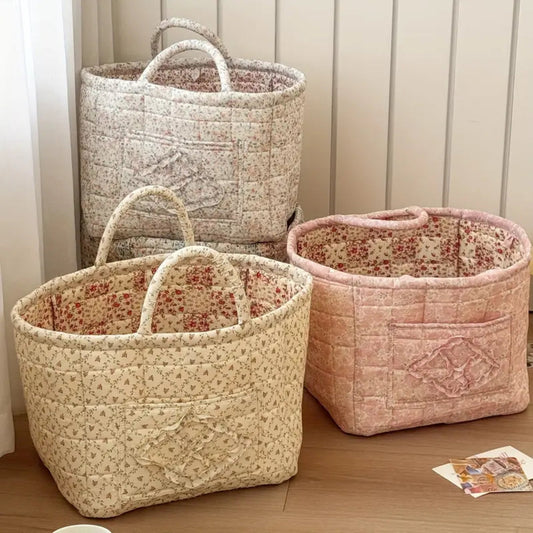 WohnBlüte: Storage basket in floral quilt design – decorative, foldable and practical for clothes and toys