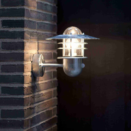 Agger Wall Lamp with PIR Sensor