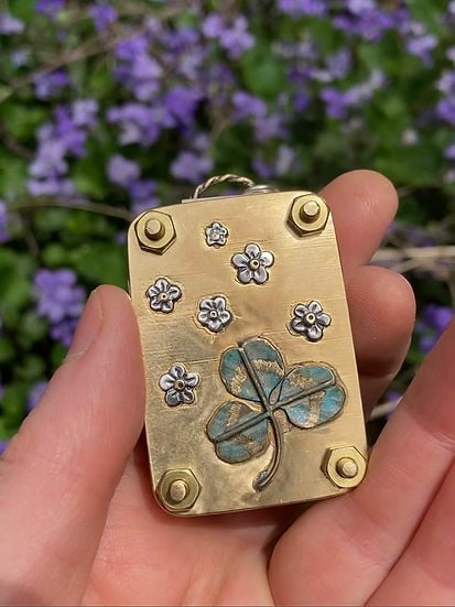 Mini Flower Press | Compact Botanical Keepsake Creator | Portable Crafting Tool