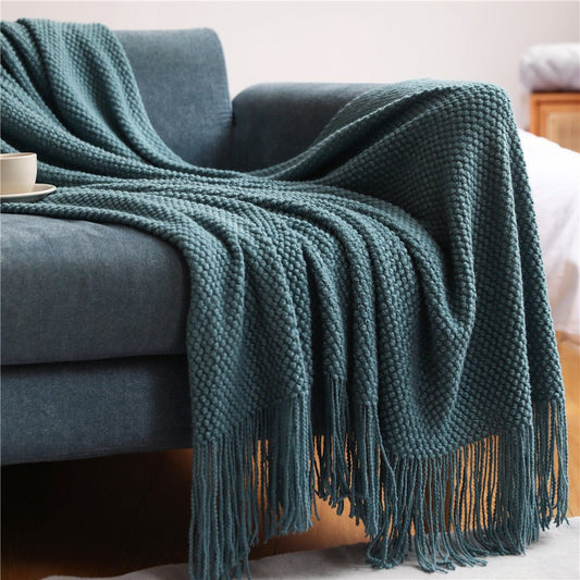 Nordic Knitted Blanket - Soft and Cosy - Perfect for Living Room, Bedroom, and Terrace