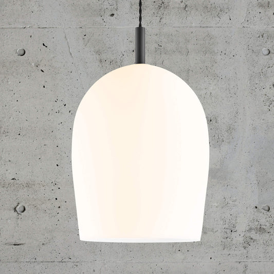 Uma Pendant Light 30, Opaline